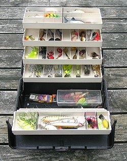 bass fishing tackle box setup
